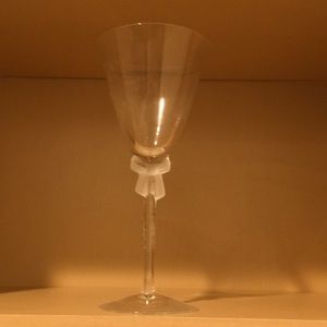 1 Christian Dior crystal wine glass